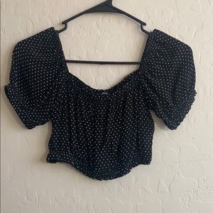 Off the shoulder crop